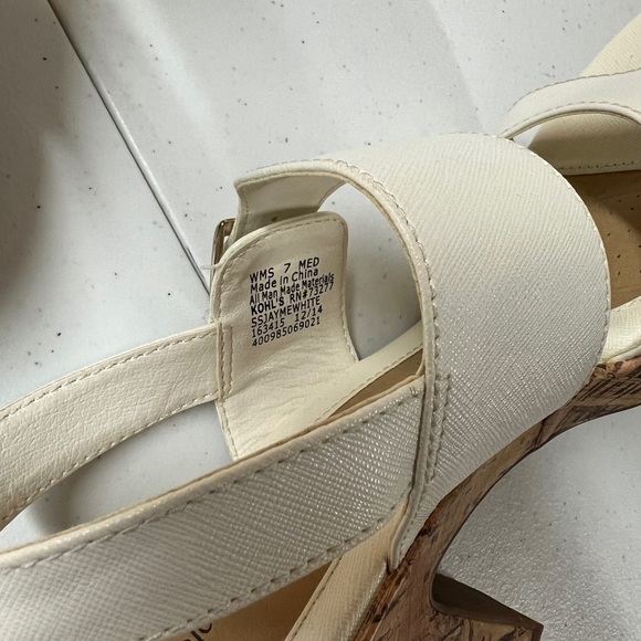 Double Strap Platform Sandals - Picture 8 of 8